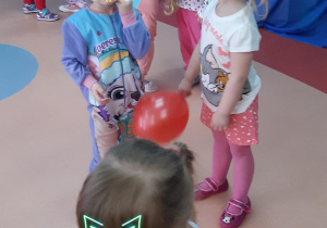 Taniec z balonami